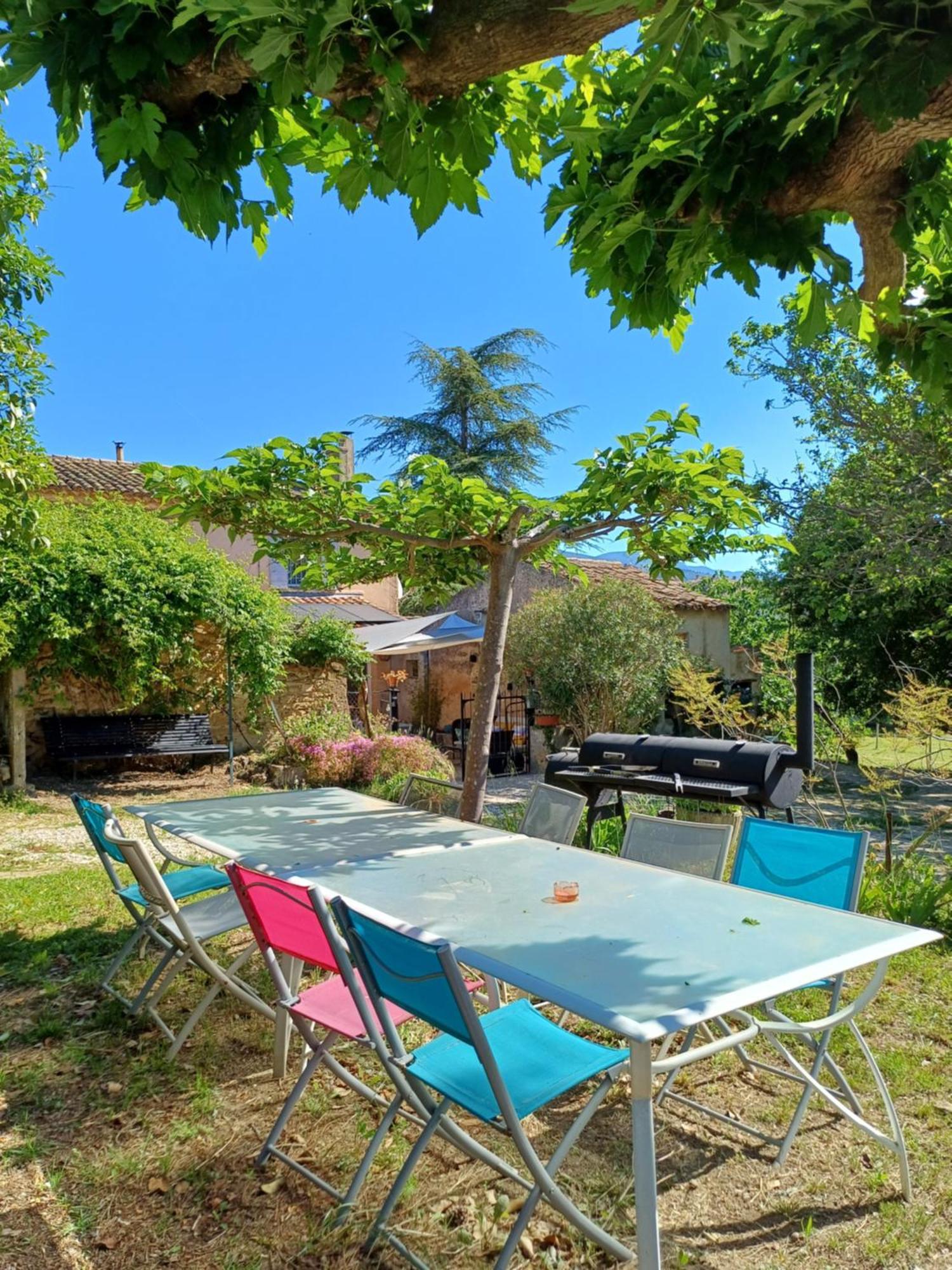 La Ferme D'Andrea 3 Chambres Piscine Privee Climatisation A 3Min A Pied Du Centre Lourmarin Exterior photo